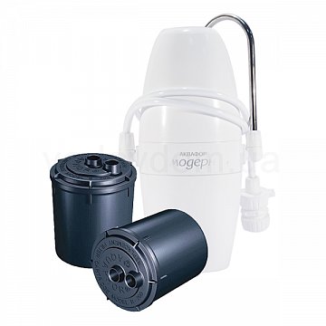 Фильтр Аквафор Модерн 2 + дополнительный комплект картриджей В200Ж - фото