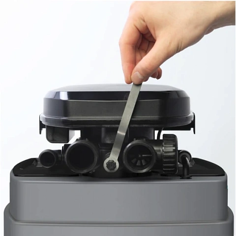 Компактный фильтр Ecosoft Anthracite Gold 250 обезжелезивание и смягчение воды FK1035CABGDVMIXA - фото