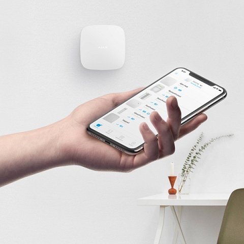 Модуль управления - централь AJAX HUB 2 Plus Ethernet/3G/LTE (черный/белый) - фото